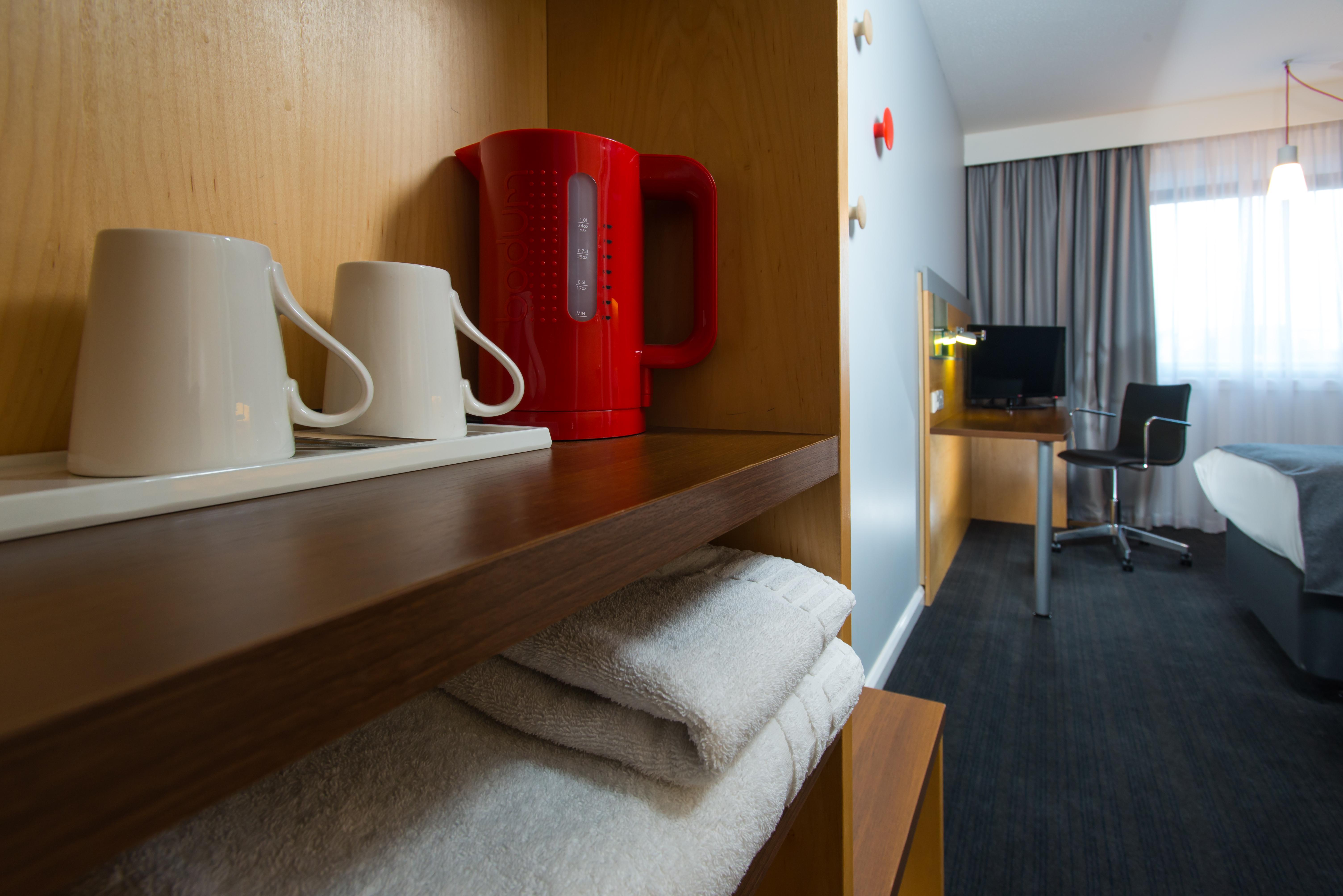 Holiday Inn Express Stirling By Ihg Exterior photo